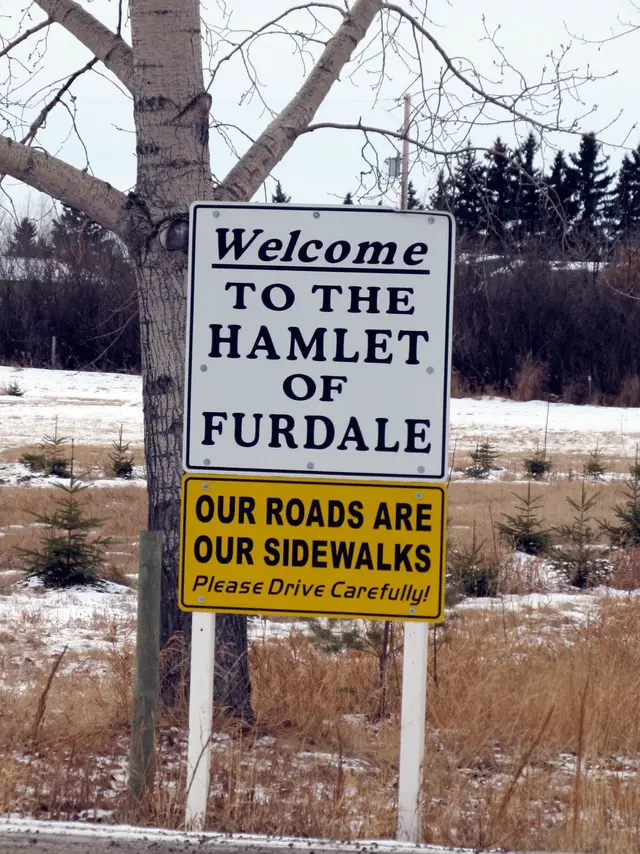 Welcome sign at the hamlet of Furdale